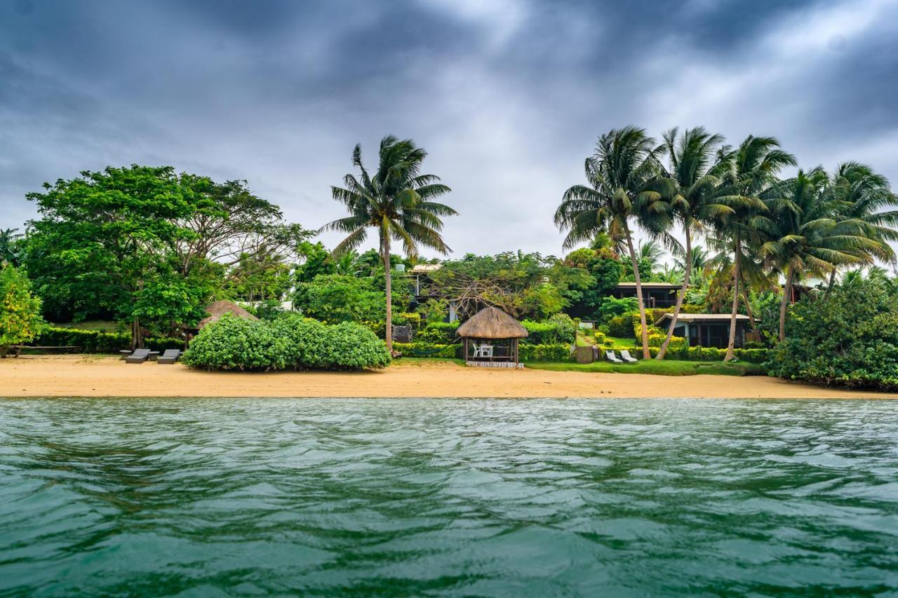 Coconut Grove Beachfront Cottages Matei Eksteriør billede